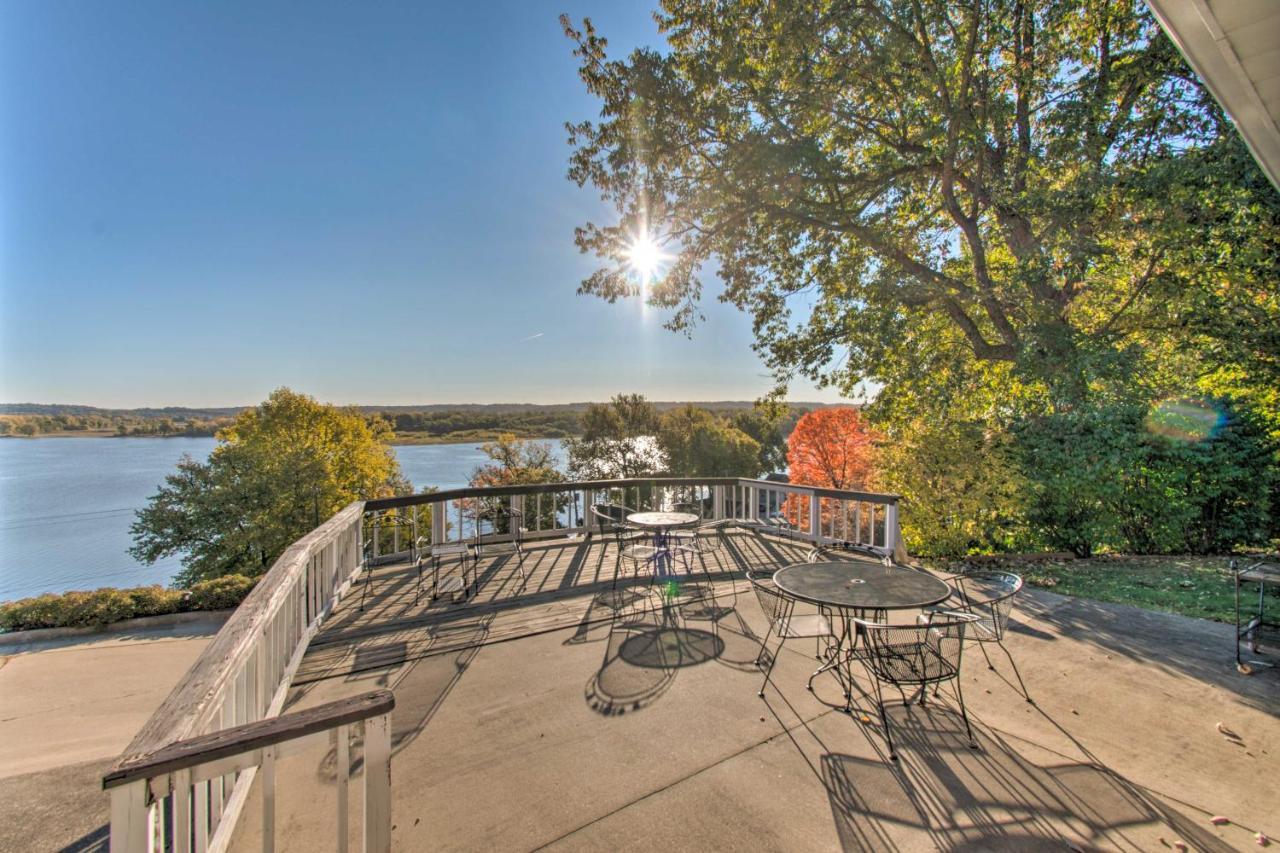 Watch The Sunrise At This Quaint Lake-View Cottage Peoria Bagian luar foto